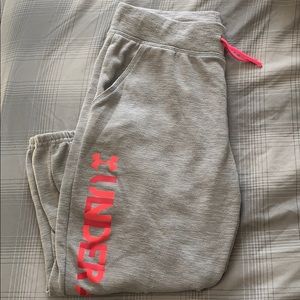 Grey under armor sweats